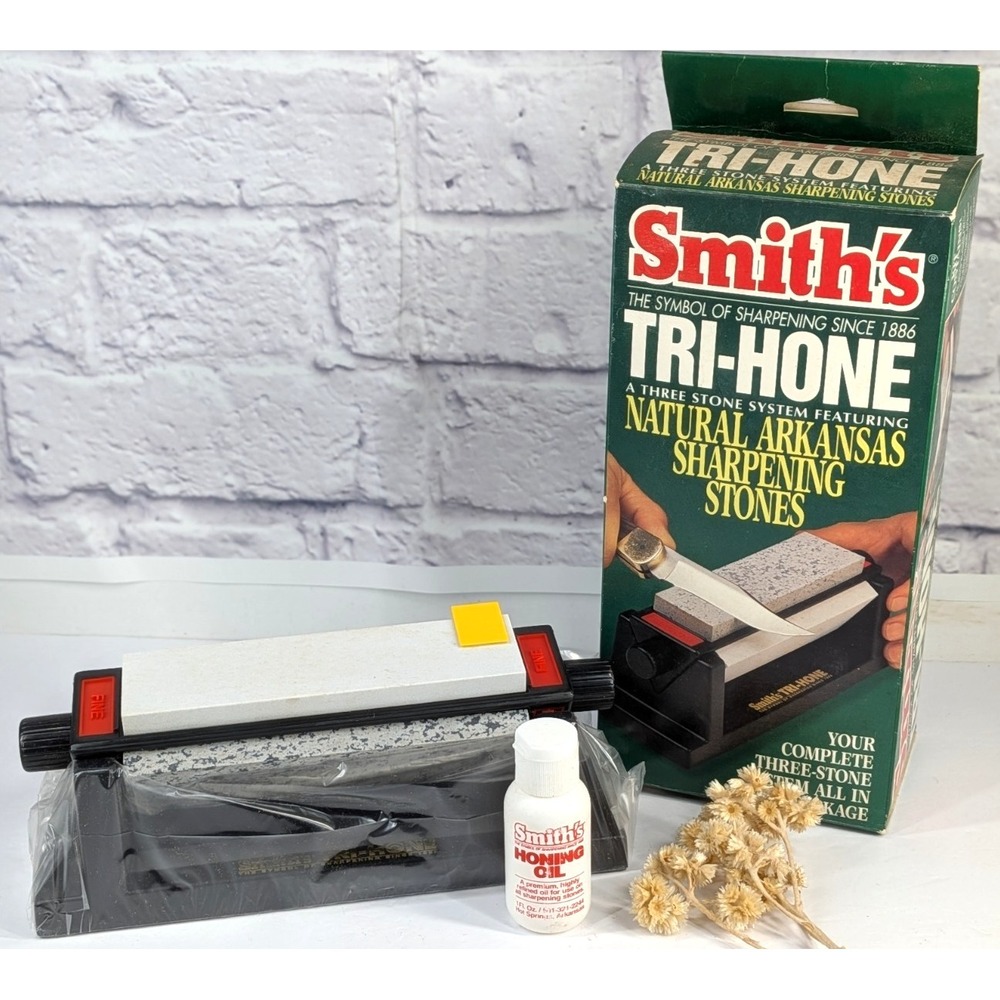 NIB🚨Smith's Tri-Hone Vintage 3-Stone Sharpening System w/ Honing Oil 6" READ